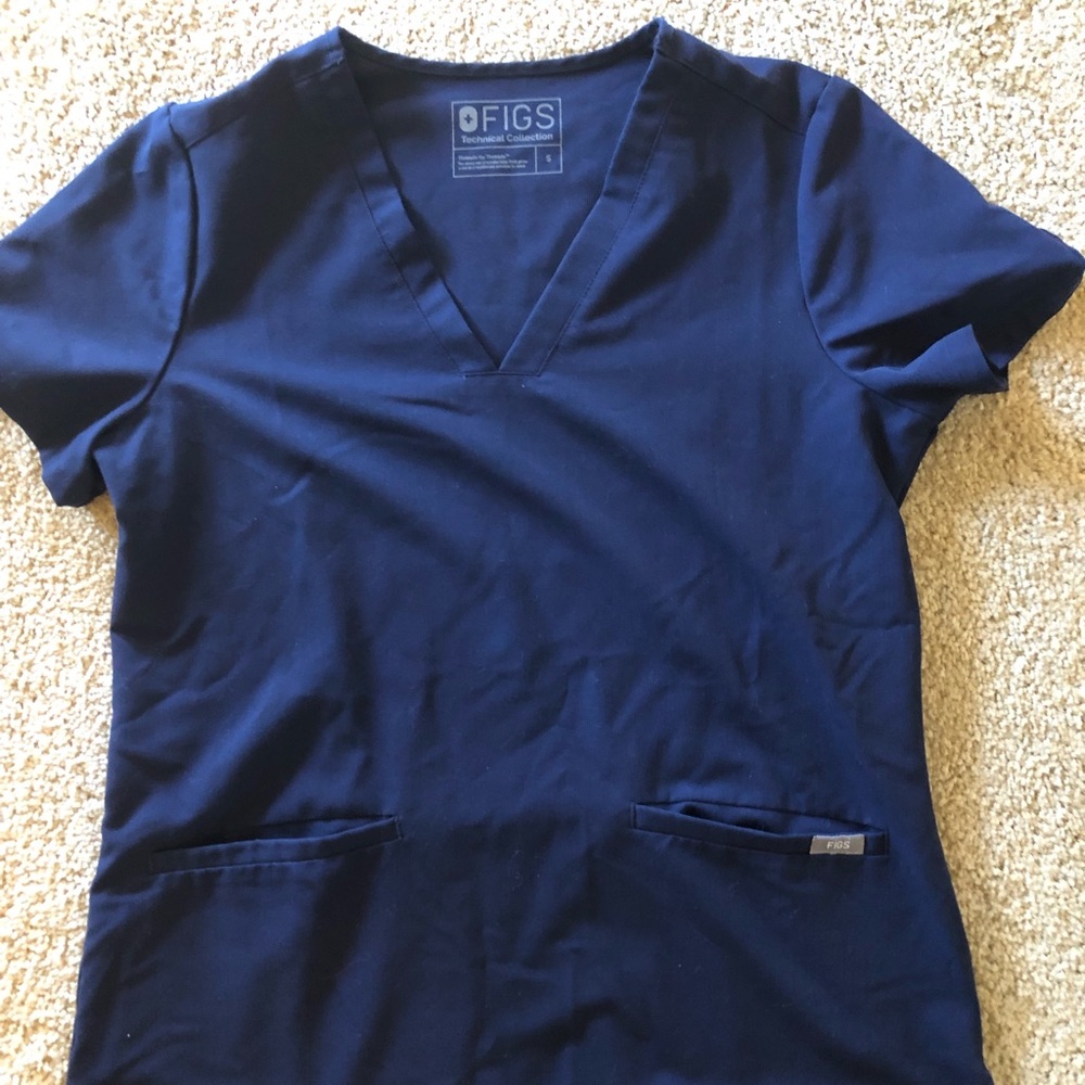 Figs scrubs brand new!